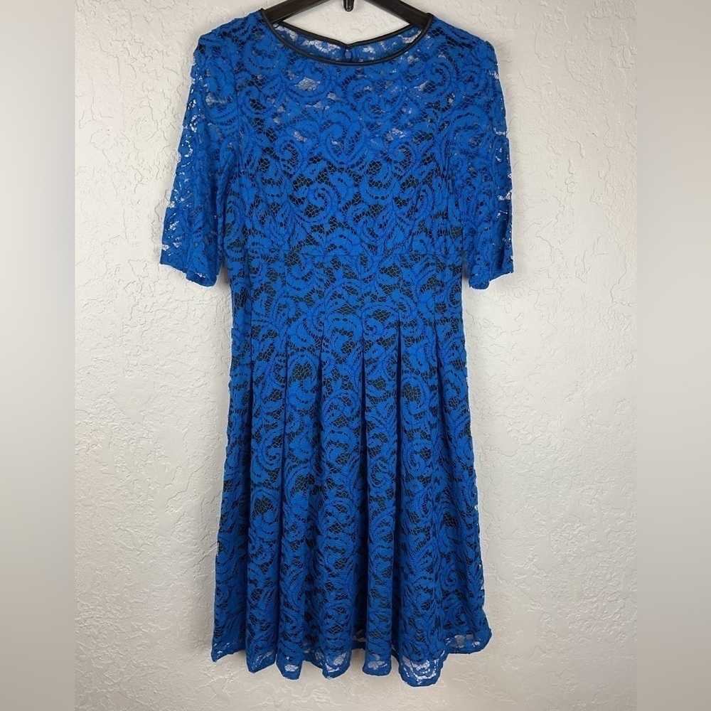 Adriana Papell Blue Lace 3/4 Sleeve Fit & Flare Dress Sz 8 Event Cocktail Party